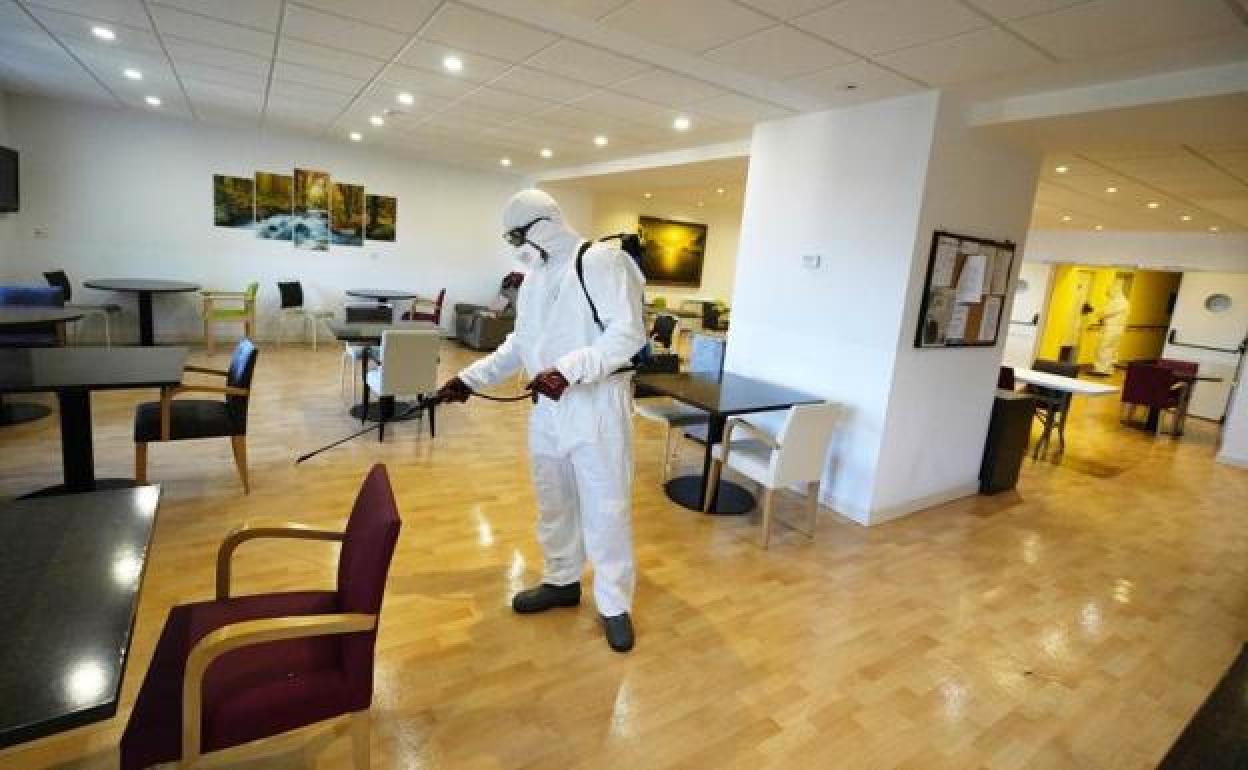 Coronavirus en Gipuzkoa: Un total de 58 trabajadoras de las residencias de Gipuzkoa están contagiadas por coornavirus