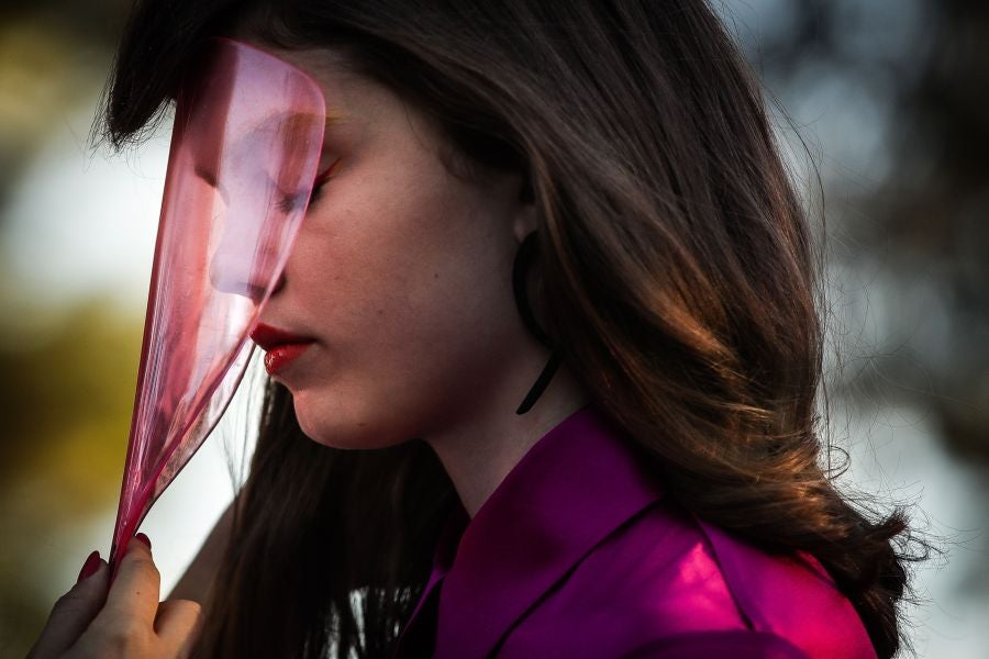 Hacer de la incertidumbre virtud ha llevado a los portugueses a eliminar por primera vez en su historia las referencias de estación, desaparecidas en favor de «las conversaciones que nuestros diseñadores sienten que deben mantenerse» en este momento, según la organización.