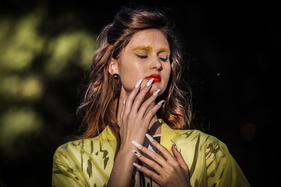 Hacer de la incertidumbre virtud ha llevado a los portugueses a eliminar por primera vez en su historia las referencias de estación, desaparecidas en favor de «las conversaciones que nuestros diseñadores sienten que deben mantenerse» en este momento, según la organización.