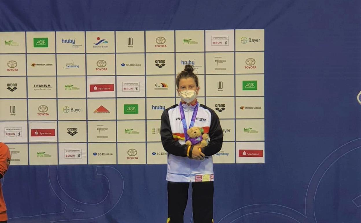 Nahia Zudaire en el podio en Berlín. 