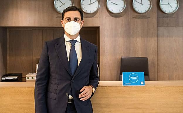 Imagen principal - El repunte del coronavirus y las restricciones abocan a algunos hoteles a plantearse un cierre temporal