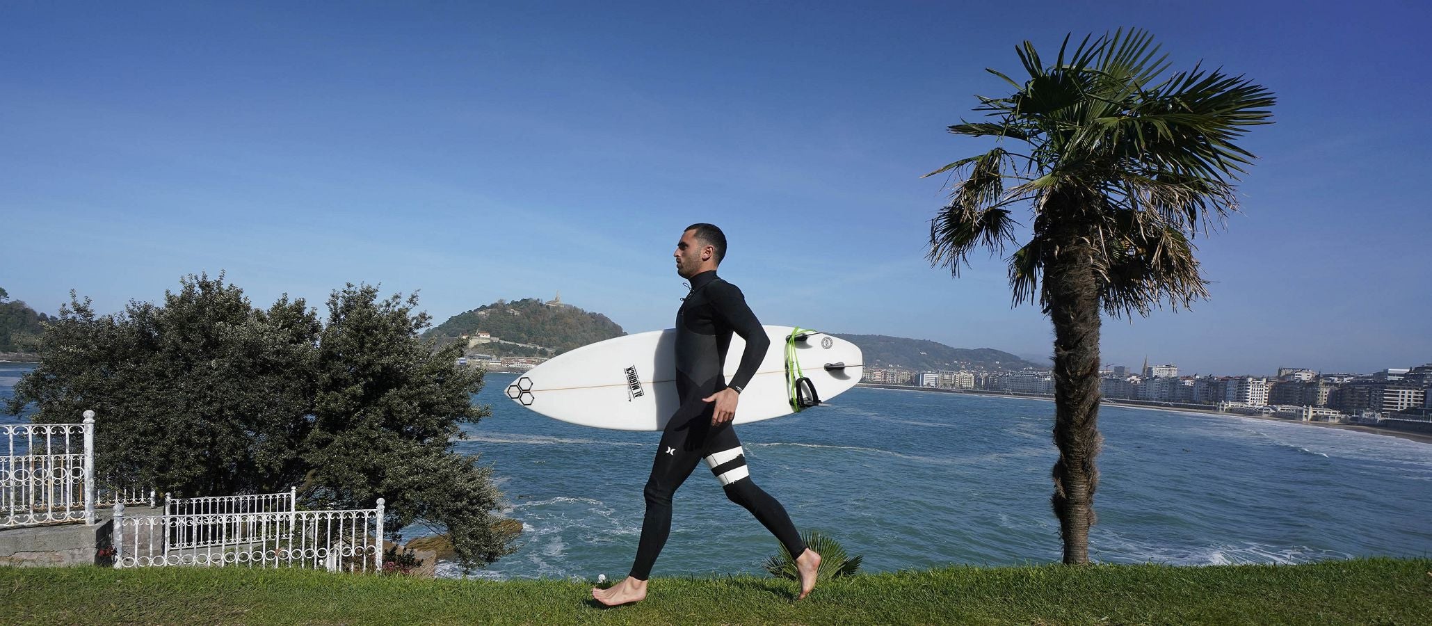 Fotos: &#039;Epsilon&#039; provoca grandes olas en Donostia