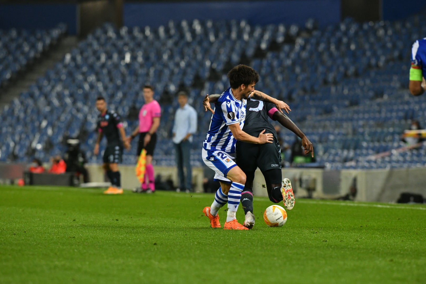 La Real Sociedad y el Nápoles han disputado la segunda jornada de la Europa League en el Reale Arena