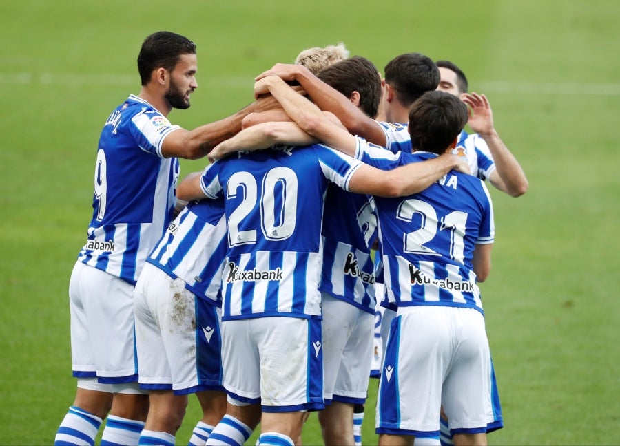 Fotos del Real Sociedad1 - 0 Granada de la jornada 9 de  LaLiga 2020-2021