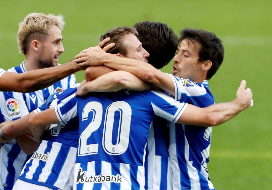 Fotos del Real Sociedad1 - 0 Granada de la jornada 9 de  LaLiga 2020-2021