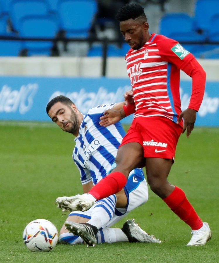 Fotos del Real Sociedad1 - 0 Granada de la jornada 9 de  LaLiga 2020-2021