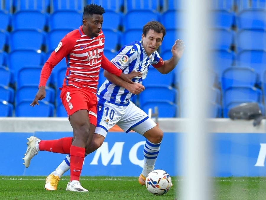 Fotos del Real Sociedad1 - 0 Granada de la jornada 9 de  LaLiga 2020-2021