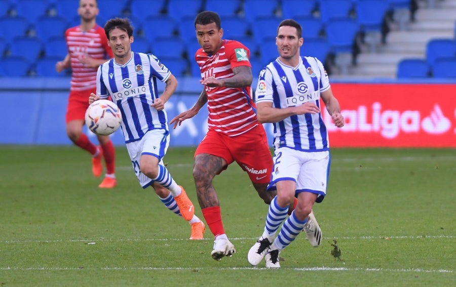 Fotos del Real Sociedad1 - 0 Granada de la jornada 9 de  LaLiga 2020-2021
