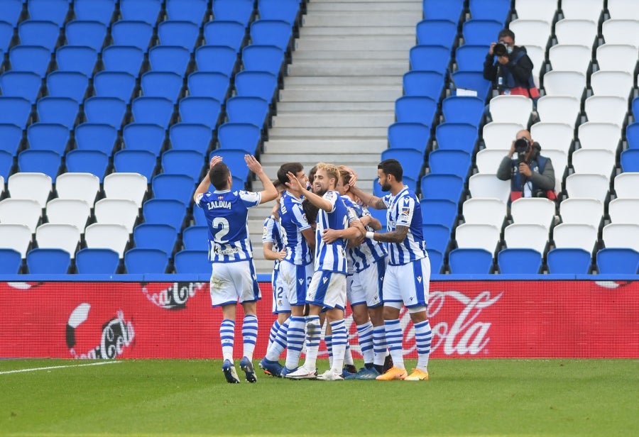 Fotos del Real Sociedad1 - 0 Granada de la jornada 9 de  LaLiga 2020-2021