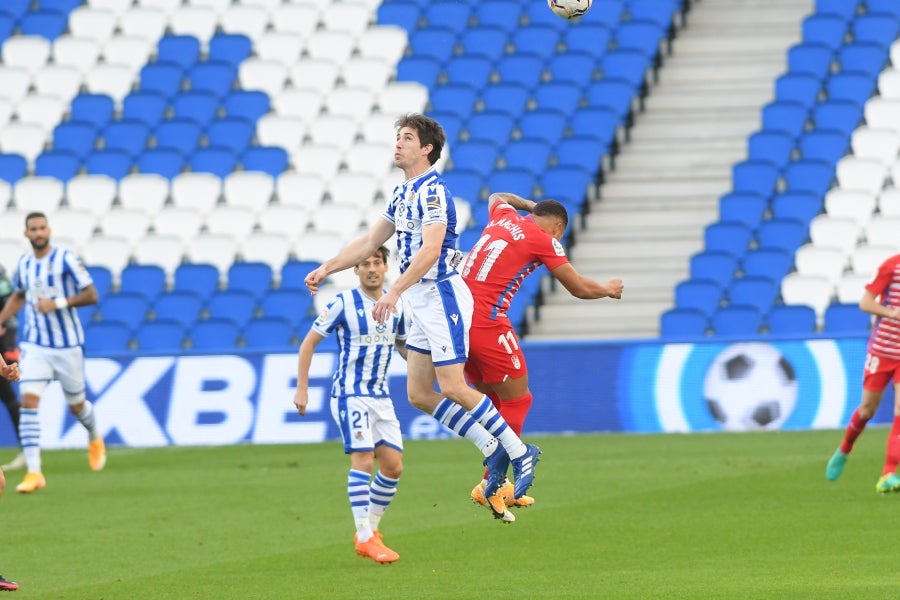 Fotos del Real Sociedad1 - 0 Granada de la jornada 9 de  LaLiga 2020-2021