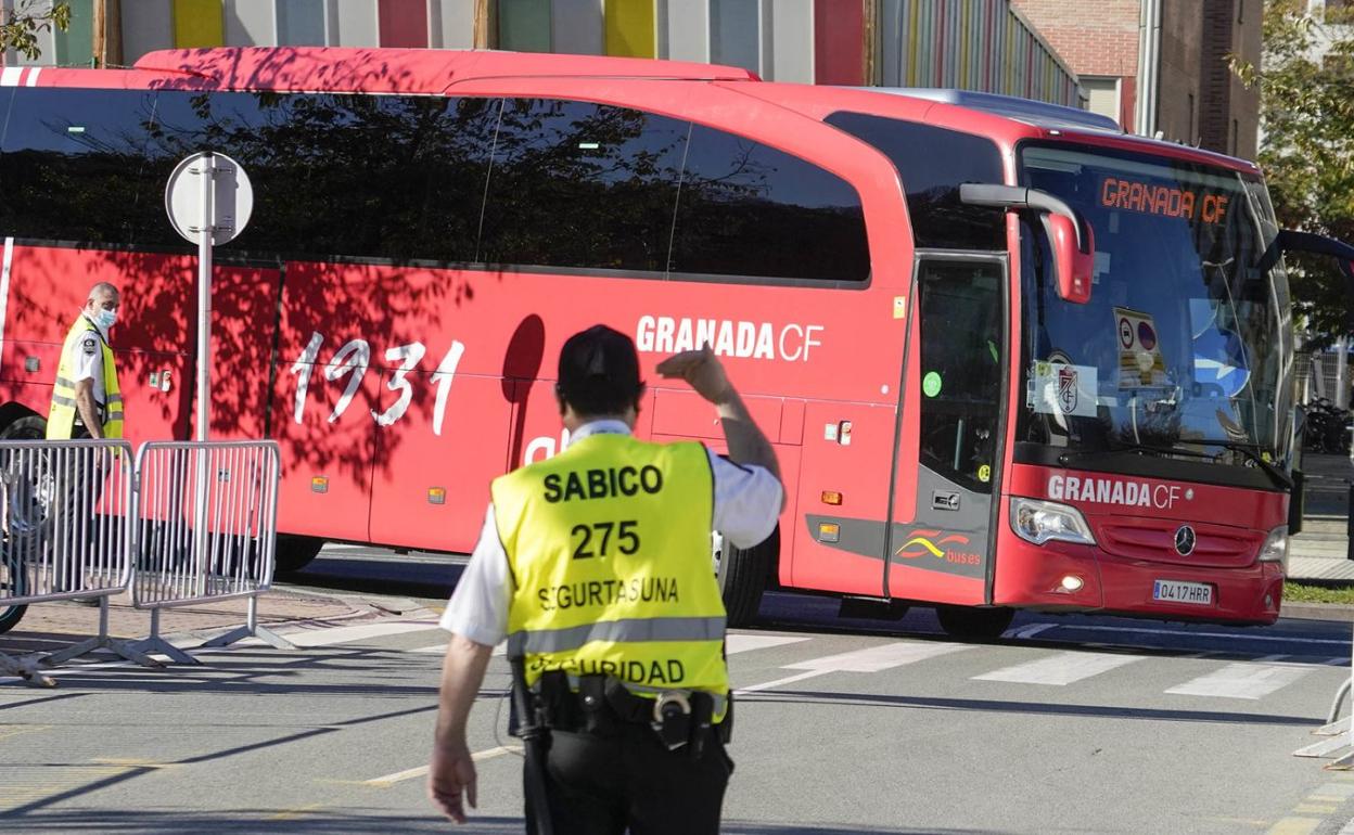 El Granada llegó directamente al Reale Arena, apenas dos horas antes del inicio del choque. 