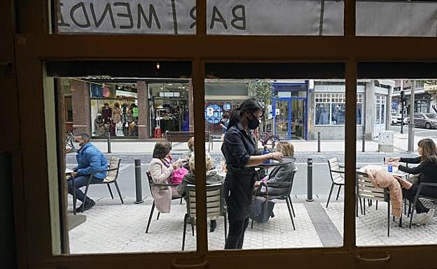La hostelería vasca acumula una caída de ventas del 38,8% hasta septiembre 