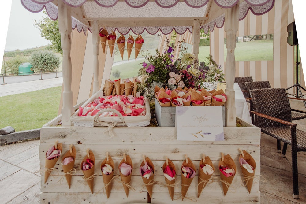 Su experiencia fue positiva y ninguna se arrepienten de haber tomado la decisión de contraer matrimonio a pesar de los múltiples contratiempos a los que tuvieron que hacer frente.