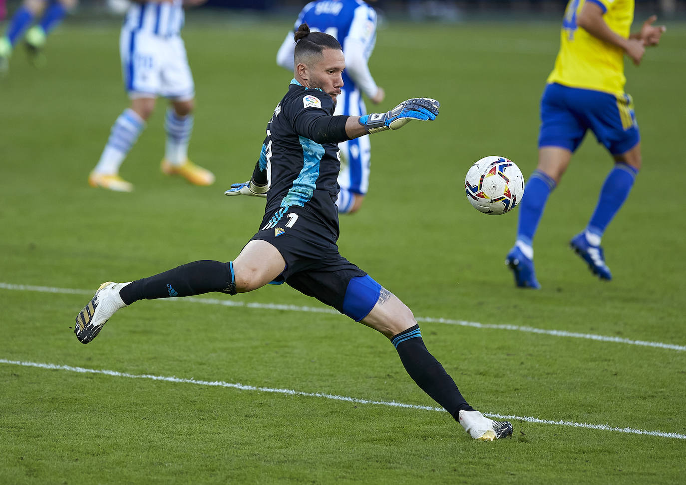 Fotos: Las mejores imágenes del Cádiz - Real Sociedad