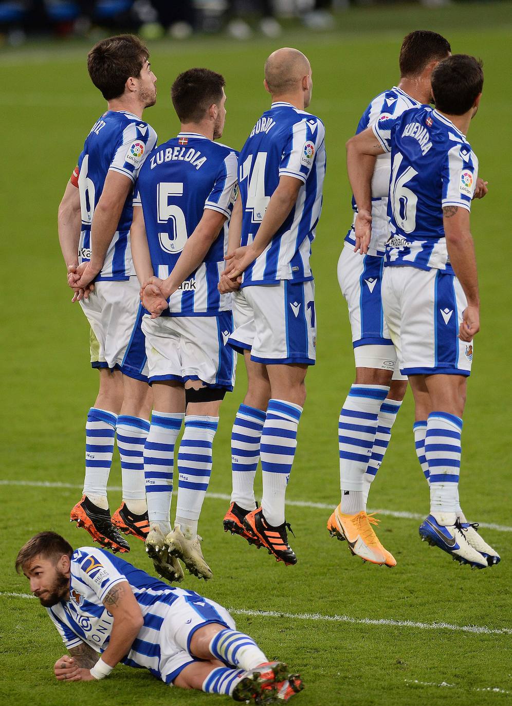 Fotos: Las mejores imágenes del Cádiz - Real Sociedad