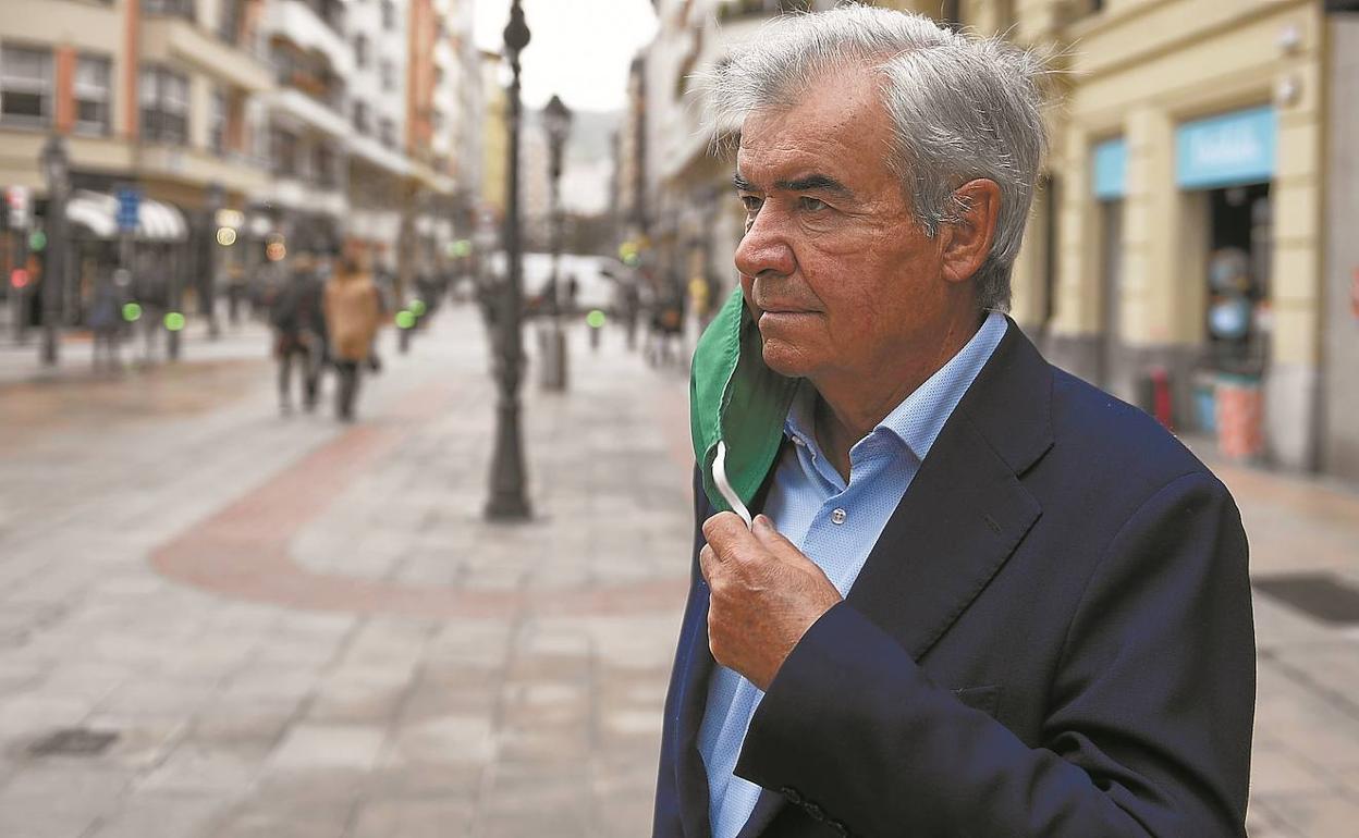 José María Bergareche, en una céntrica calle de Bilbao.