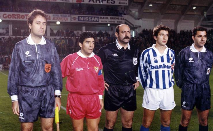 Las imágenes de Maradona contra la Real