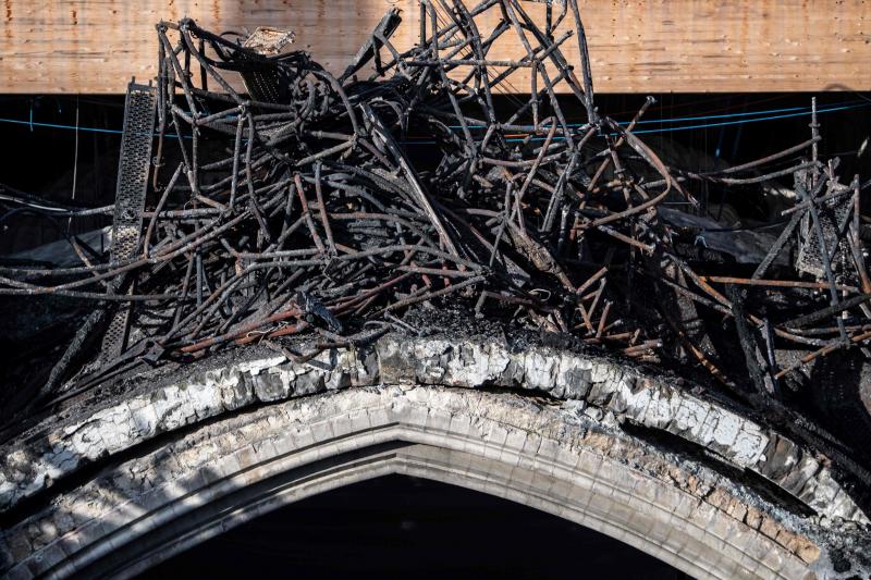 La reconstrucción de la catedral de Notre Dame entra en una nueva fase