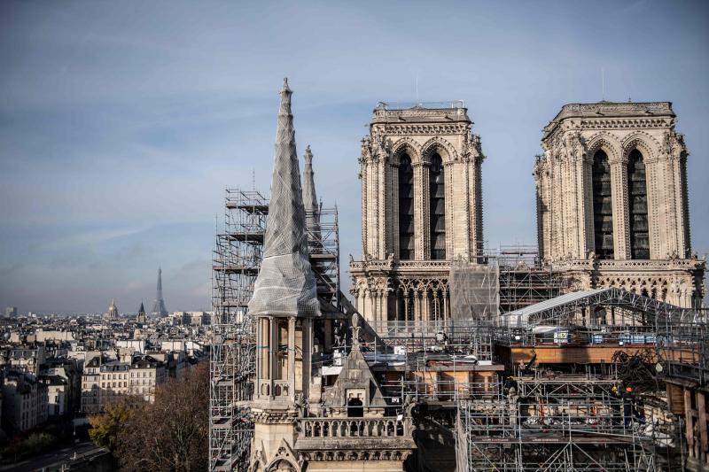 La reconstrucción de la catedral de Notre Dame entra en una nueva fase