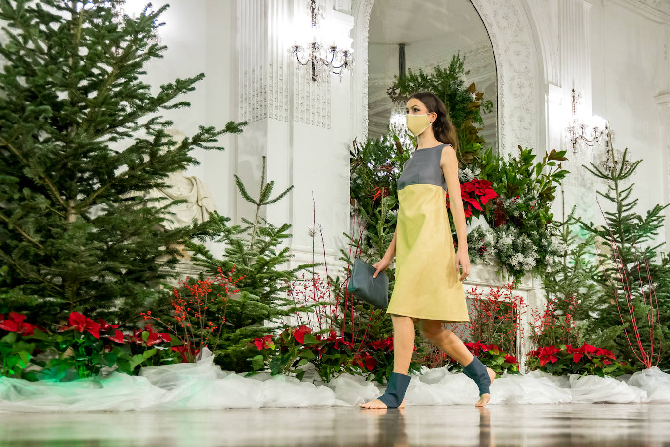 El Palacio Miramar de Donostia acogió ayer a quinta edición del desfile de moda sostenible firmado por 14 diseñadores de GK Green Fashion