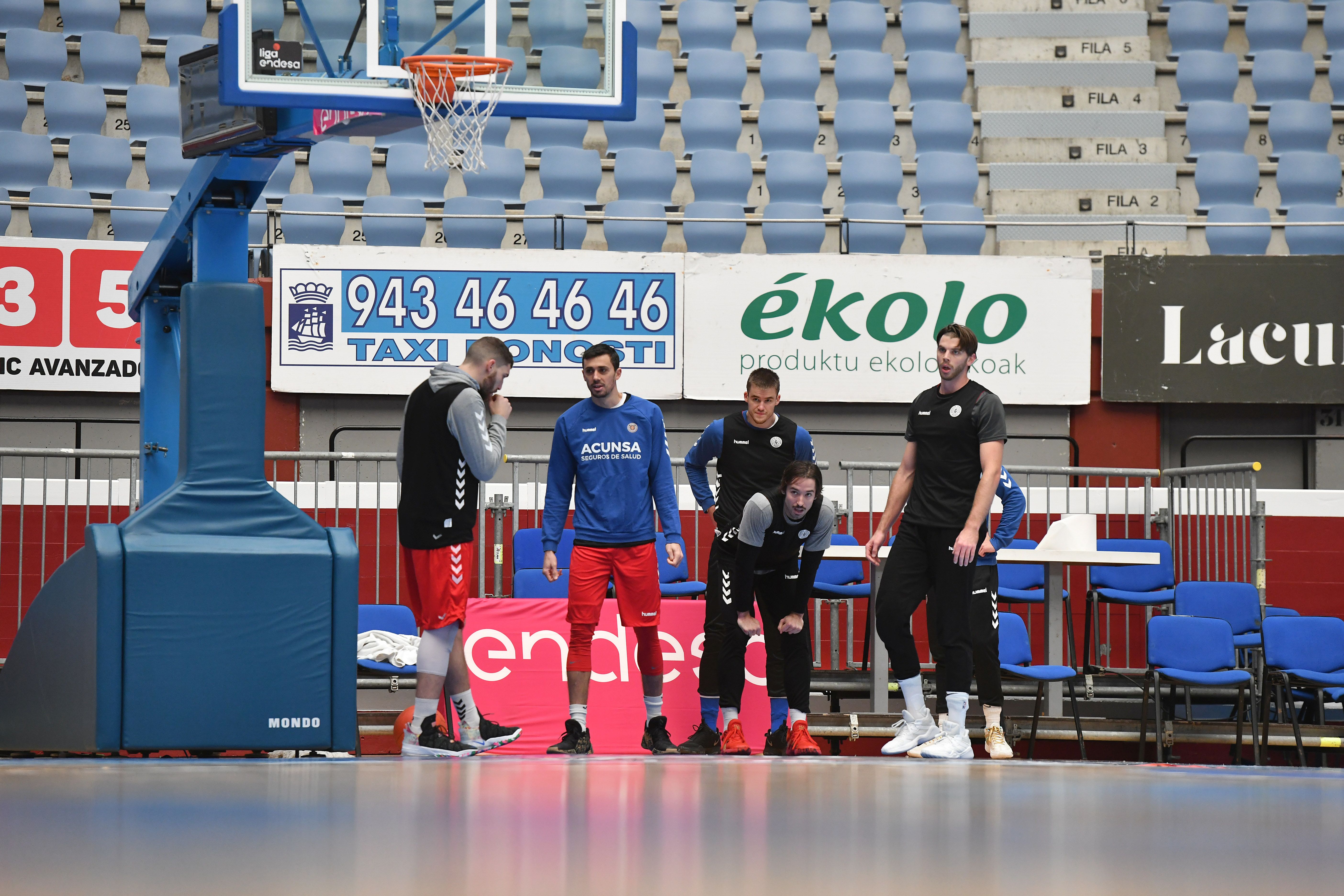 Los jugadores del GBC entrenan en Illunbe.