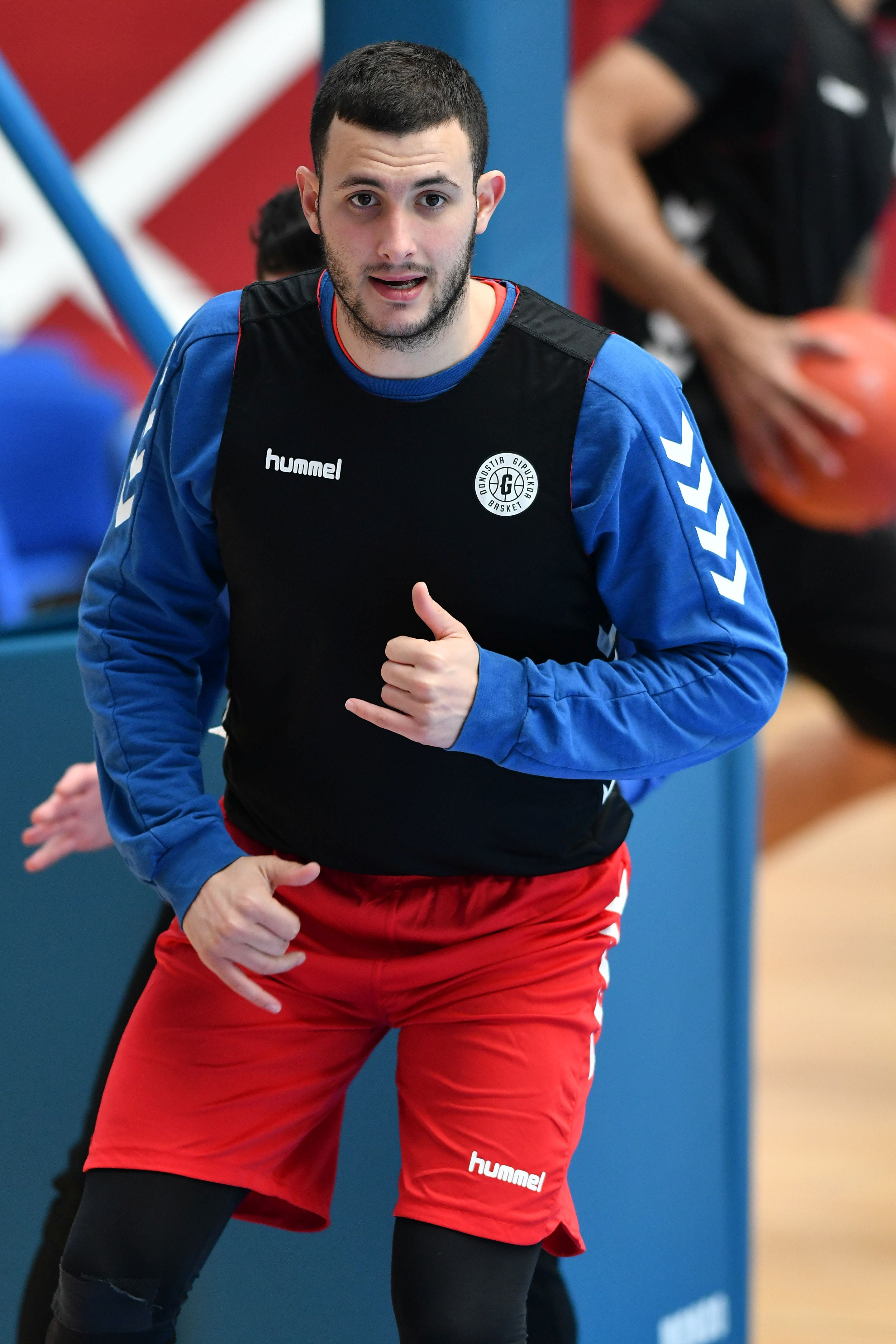 Los jugadores del GBC entrenan en Illunbe.