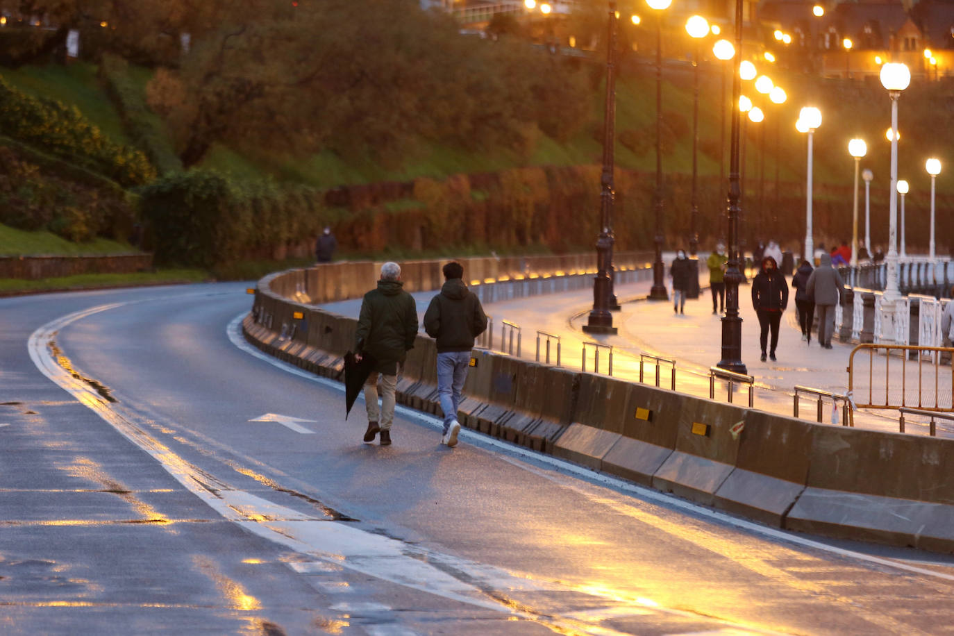 Corte al tráfico del paseo de La Concha. 