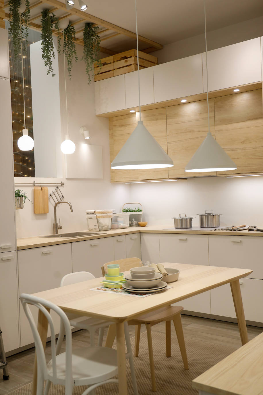 Ikea abre una tienda de 100 metros cuadrados en el Centro Comercial Garbera basada en la atención personalizada, la recepción de compras y envío de solicitudes