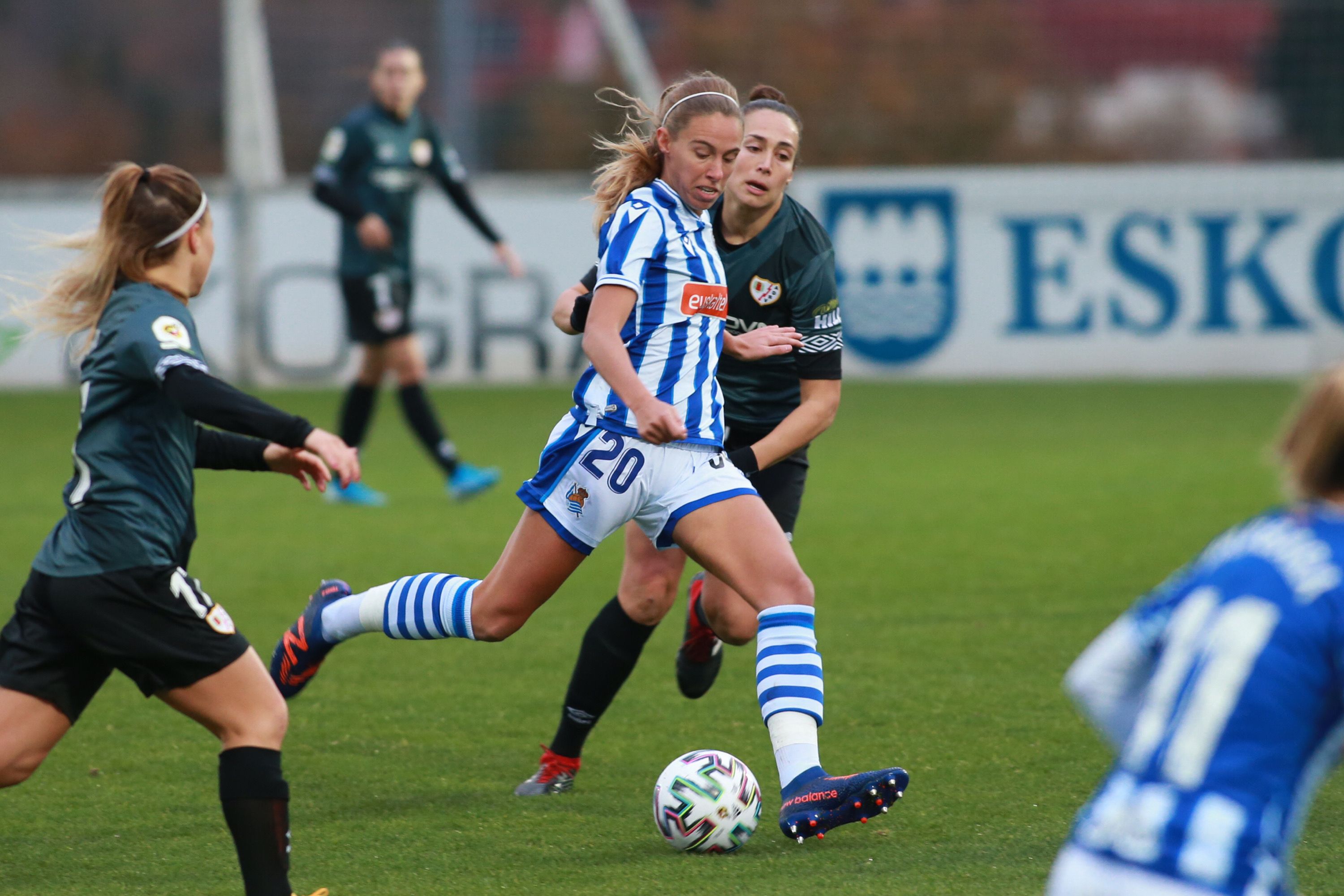 Las jugadoras de Natalia Arroyo superaron 2-0 al equipo madrileño después de completar un gran encuentro