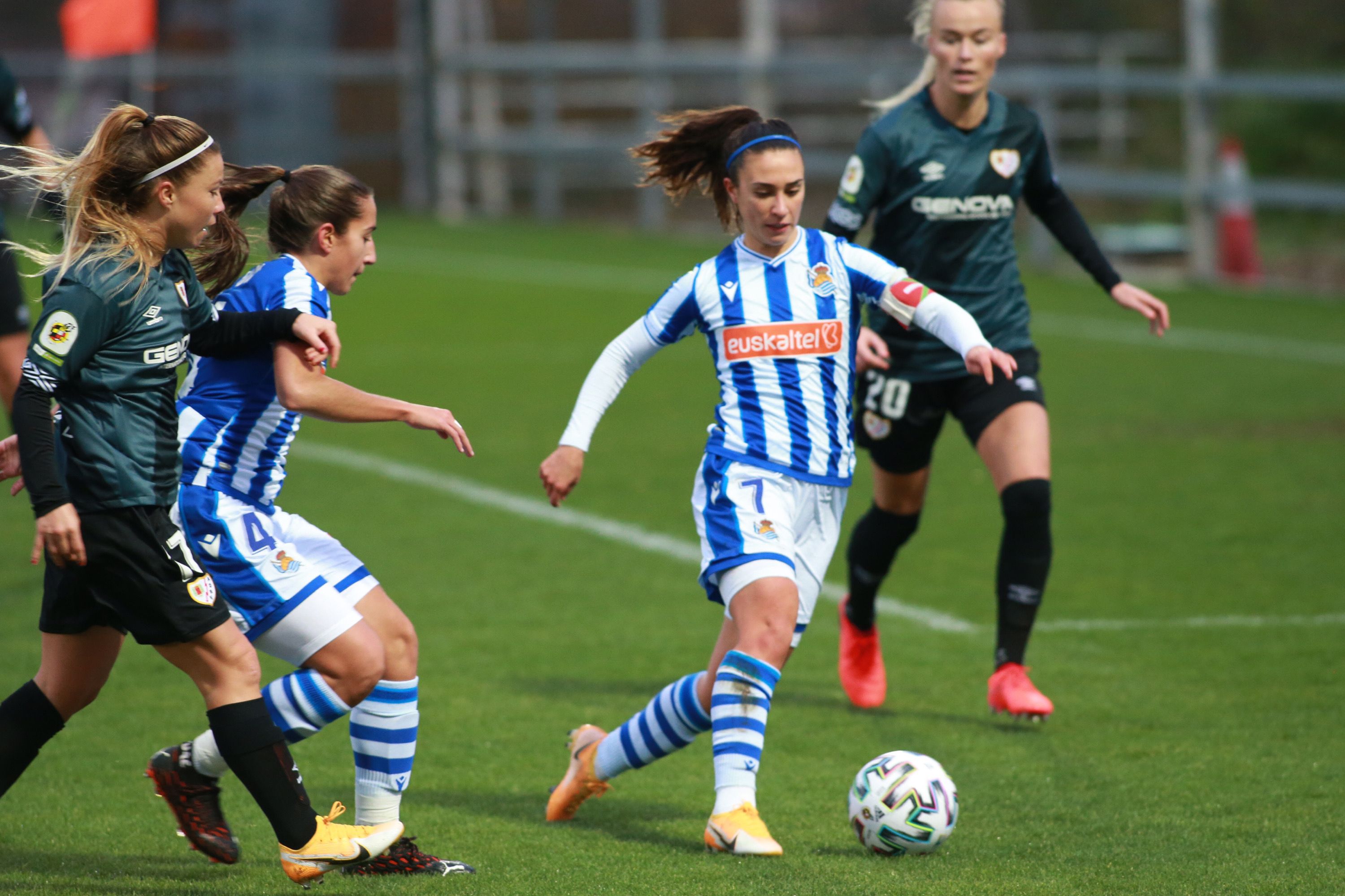 Las jugadoras de Natalia Arroyo superaron 2-0 al equipo madrileño después de completar un gran encuentro