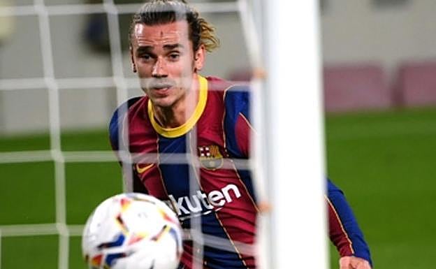 A 'Le Petit Diable' le siguen esperando en el Camp Nou