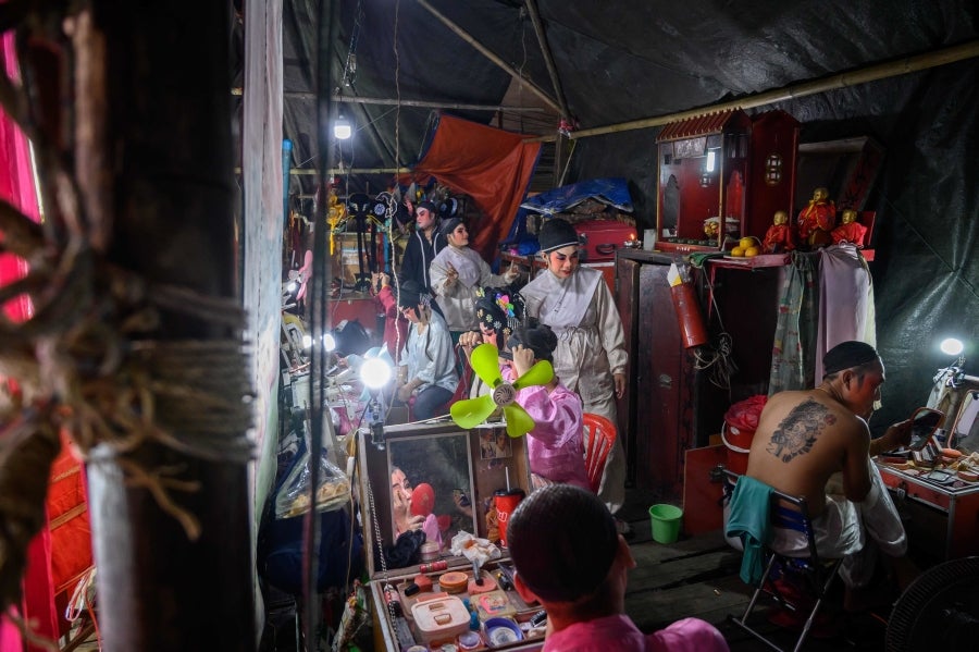Fotos: Entre bambalinas de una ópera china