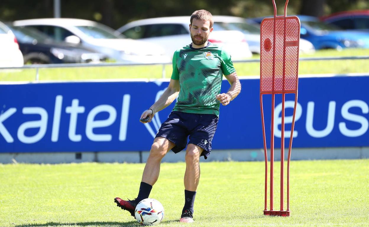 lllarra, cada vez más cerca de volver a jugar