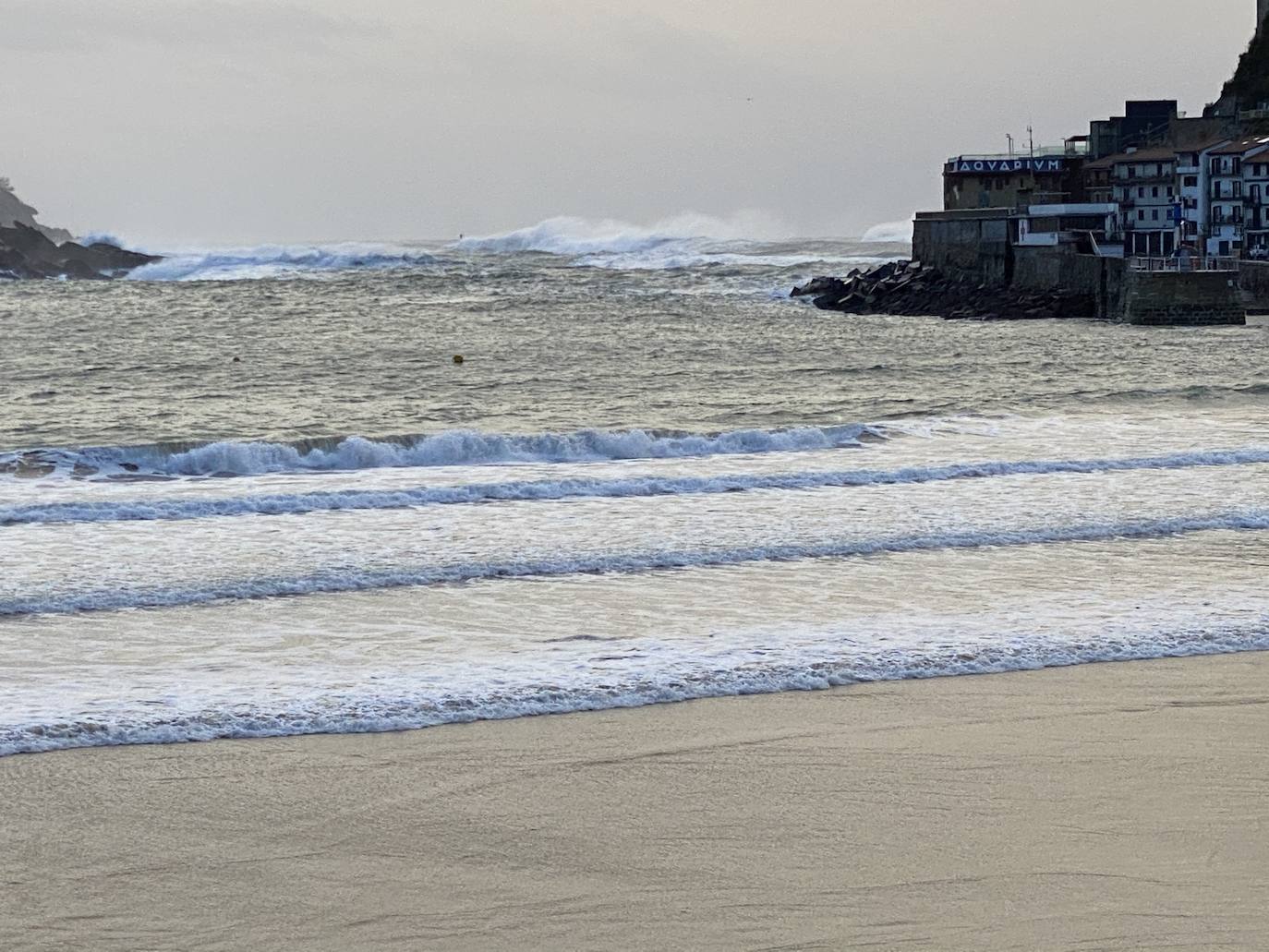 La borrasca traerá vientos de hasta 120 kilómetros por hora en el litoral. 