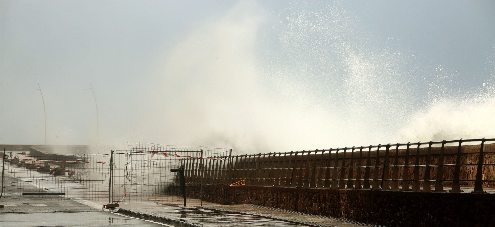 Imágenes del temporal en Donostia