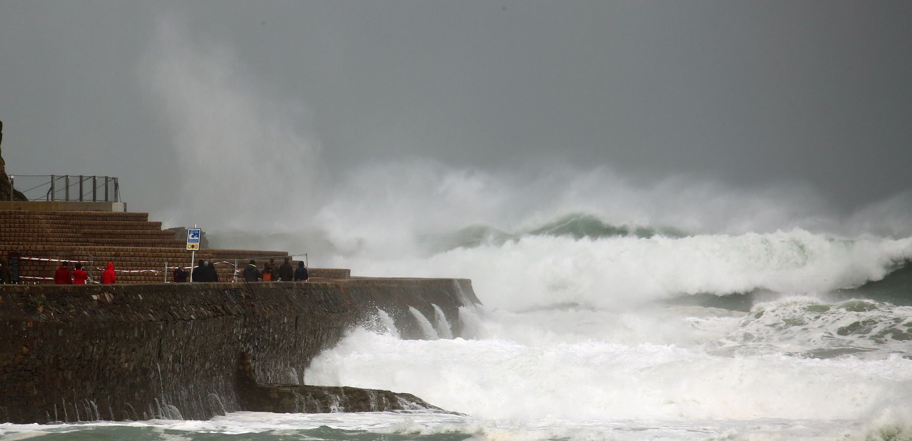 Imágenes del temporal en Donostia