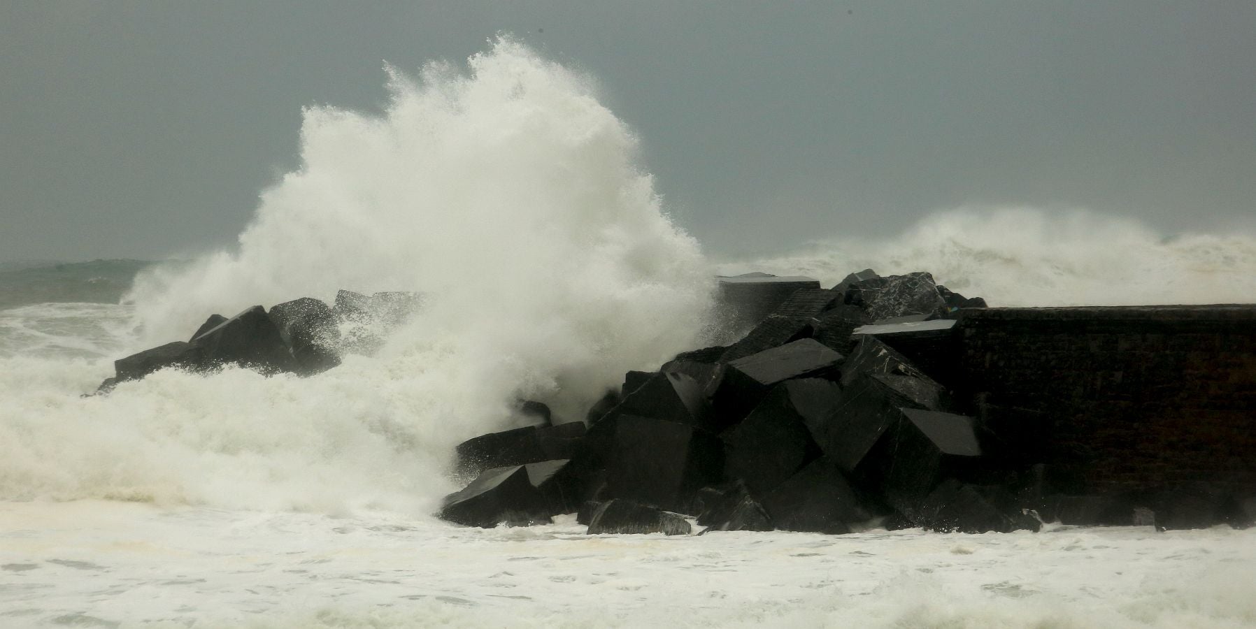 Imágenes del temporal en Donostia