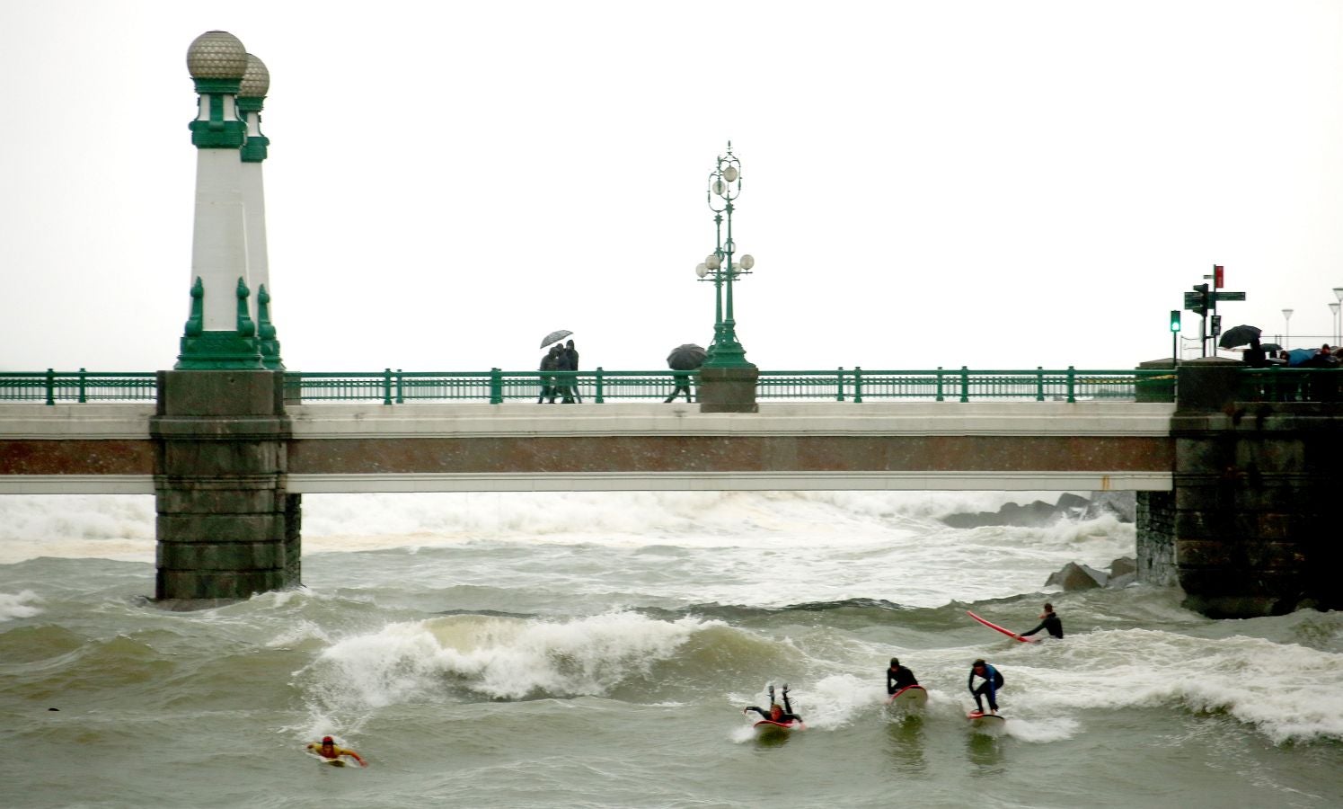 Imágenes del temporal en Donostia