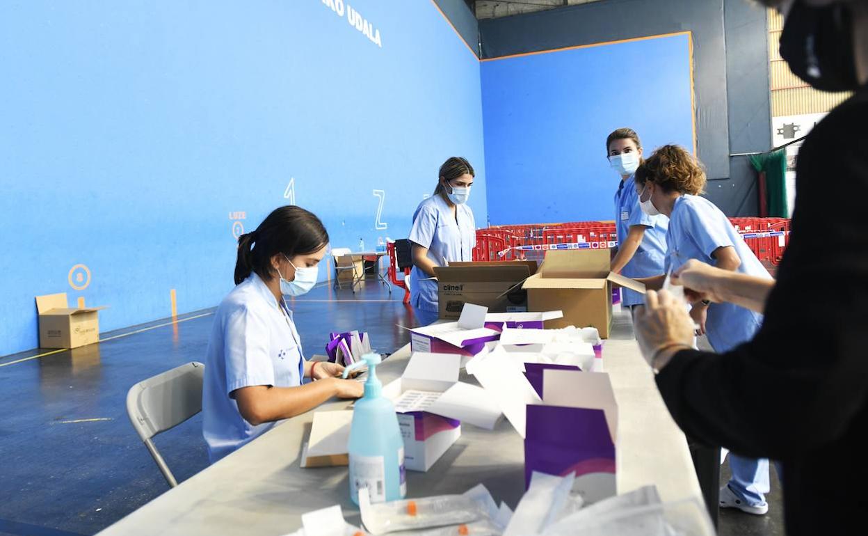 Coronavirus: Enfermeras de Gipuzkoa piden inmunizarse para «controlar la pandemia»