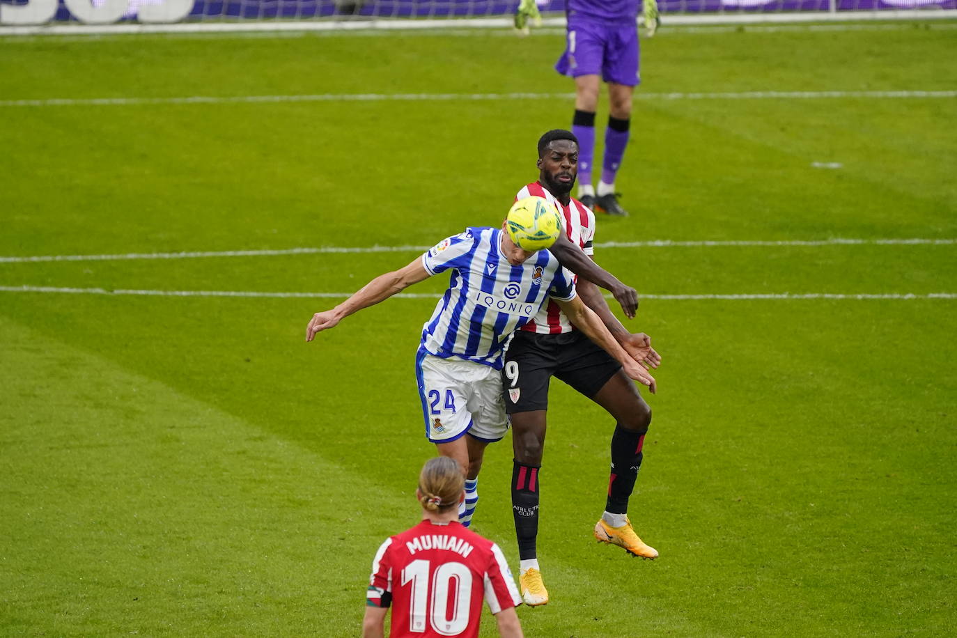 La Real se llevó con justicia el derbi vasco en San Mamés.
