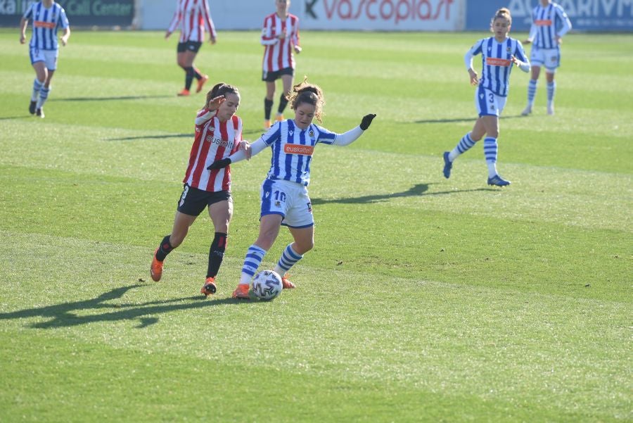 La Real Sociedad se lleva también el derbi femenino. 