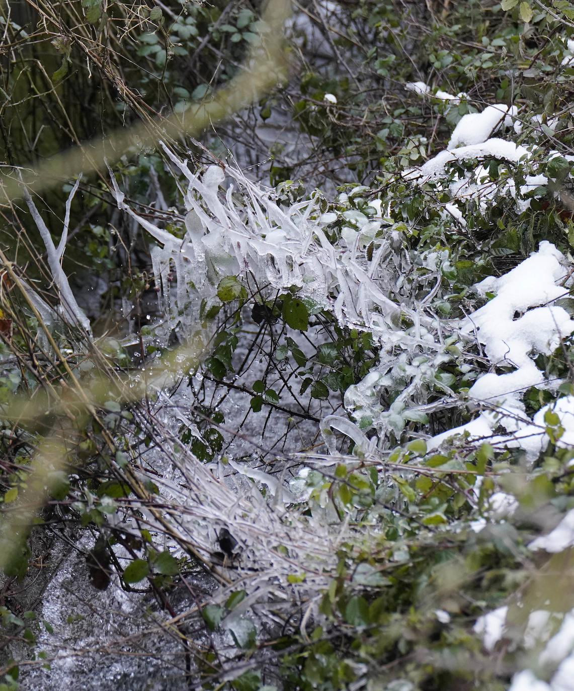 Los termómetros han marcado mínimas por debajo de los cero grados en buena parte de Gipuzkoa. La mínima la ha vuelto a marcar esta pasada madrugada Berastegi con -7,1 grados