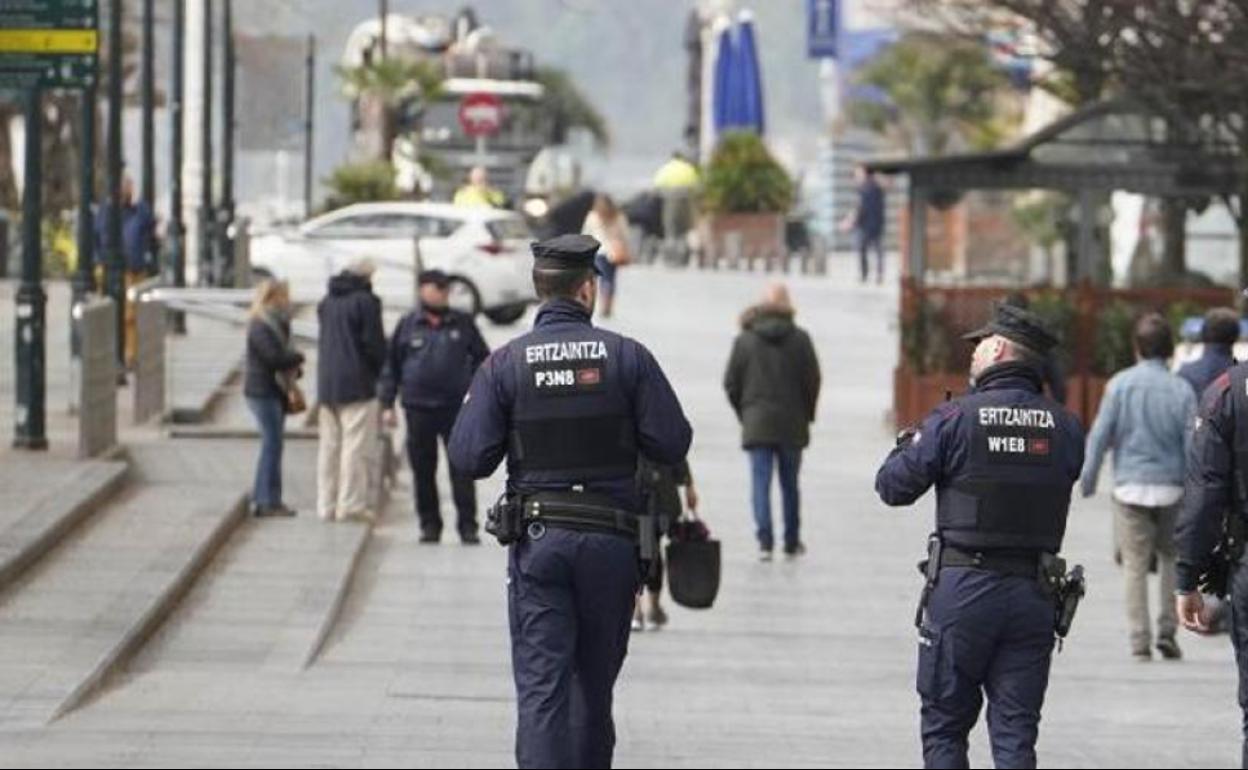 Más de 400 denuncias el día de Reyes y la víspera por incumplimiento de las normas sanitarias en Euskadi
