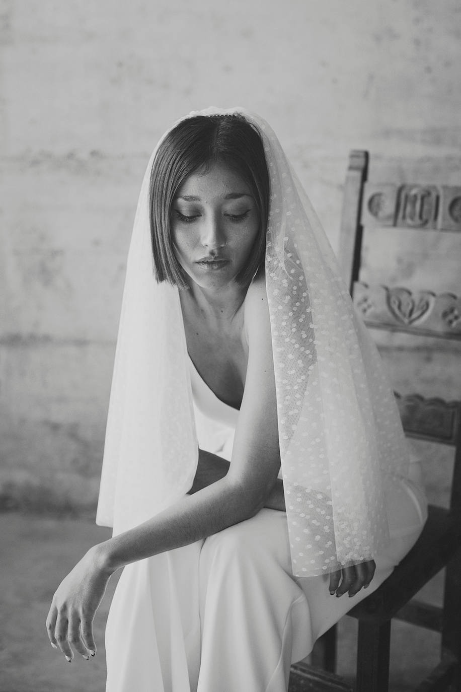 'Love by OTADUY' es una nueva marca nativa digital, y todos los diseños se venderán exclusivamente 'online'. En la 'e-shop', cada novia encontrará el look completo, incluyendo los complementos