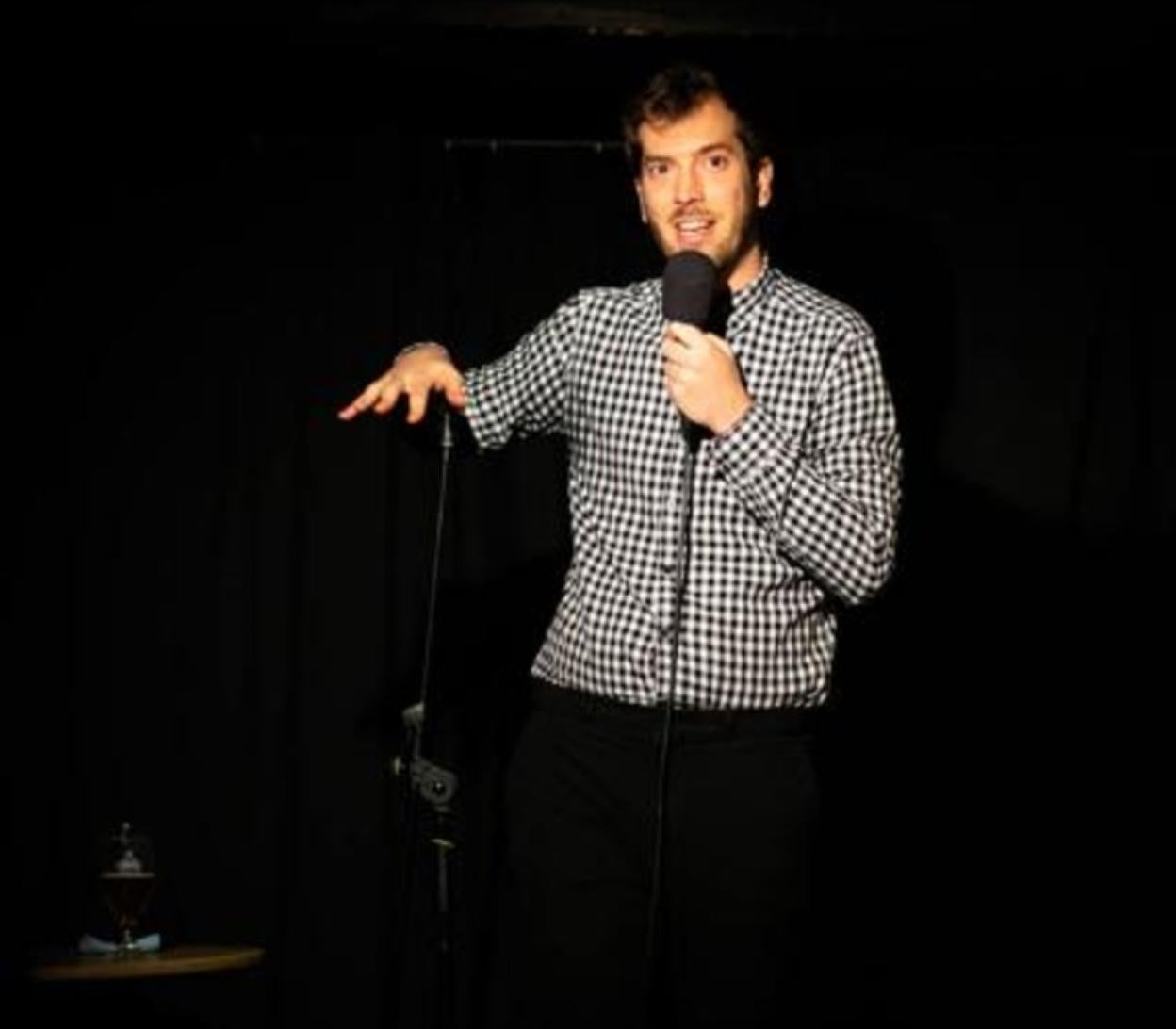 El cómico vitoriano Eñaut Zuazo, durante una de sus actuaciones. 