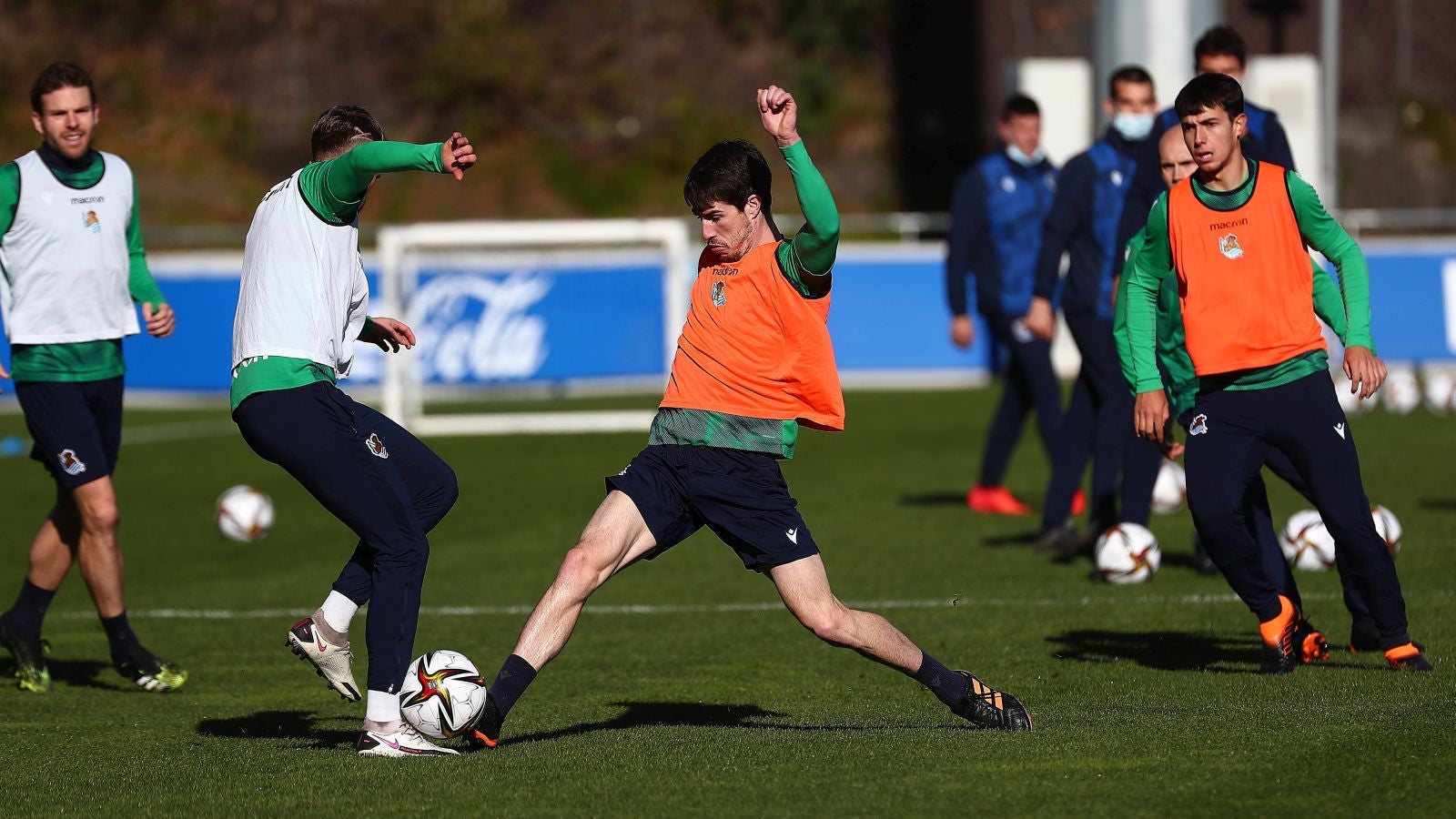 Fotos: La Real se ejercita pensando en la Copa