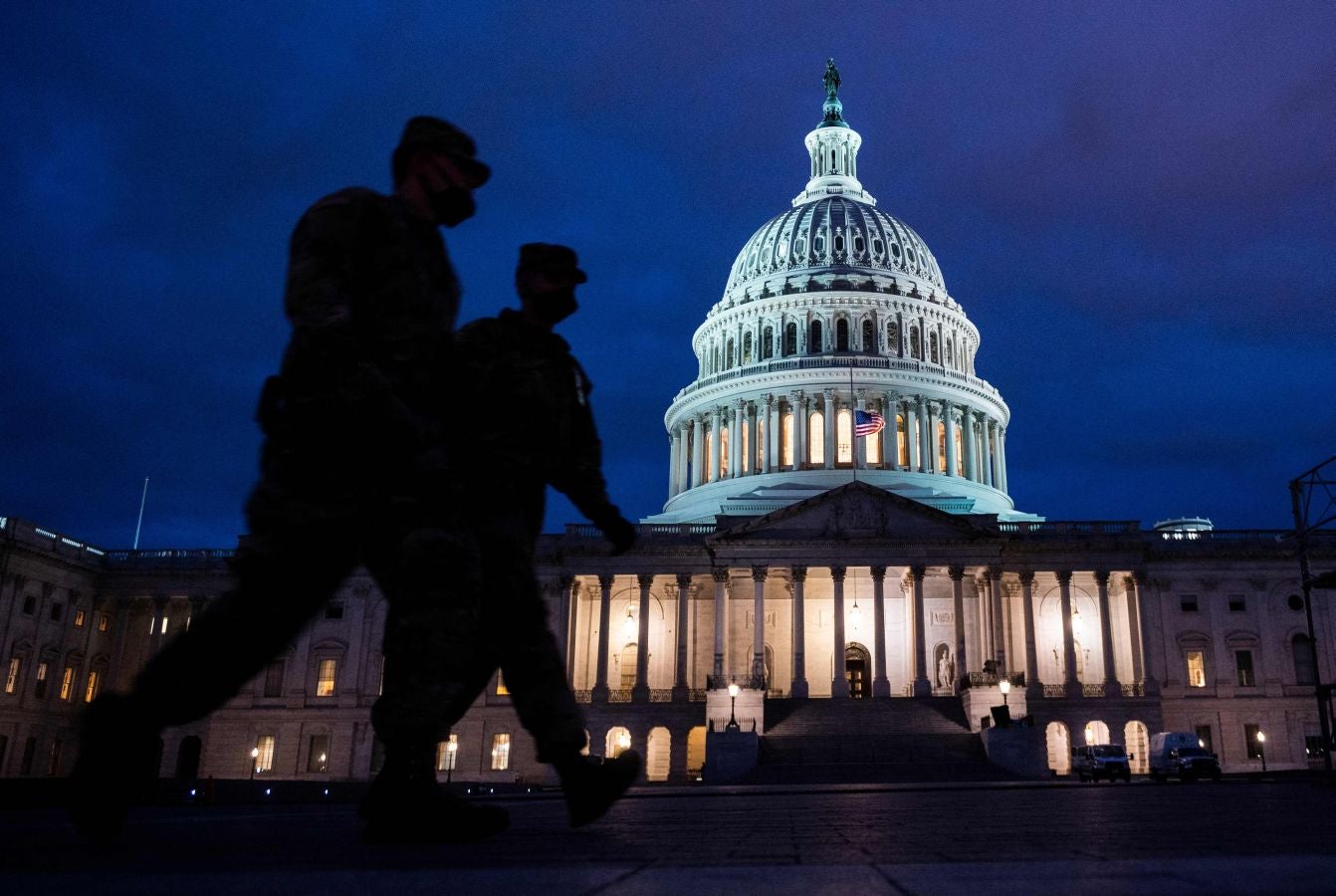 Soldados de la Guardia Nacional protegen desde hace días el lugar donde se oficializará la proclamación de Joe Biden como nuevo presidente de los Estados Unidos.