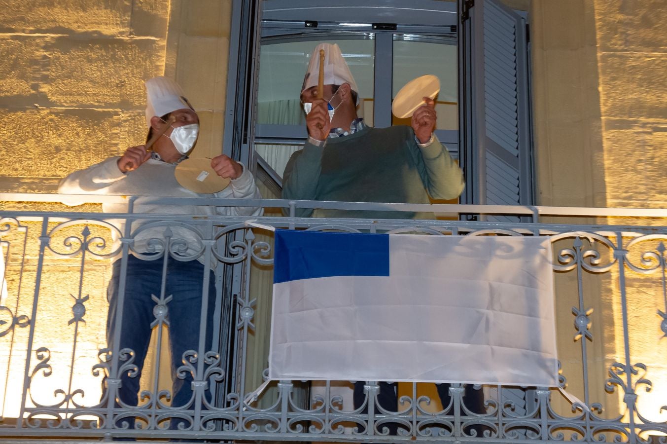 Fotos: La marcha, en los balcones