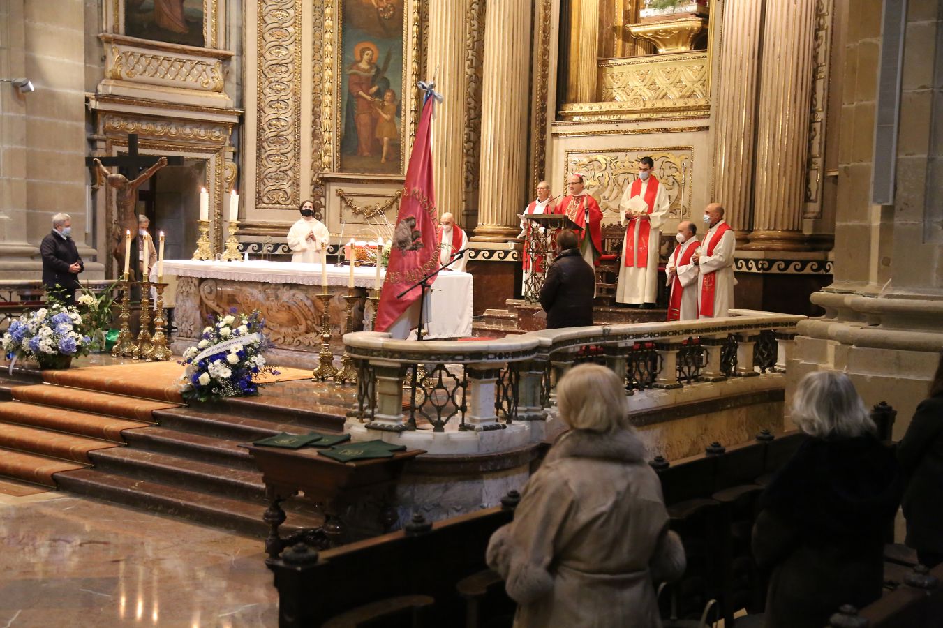 Fotos: Las imáganes de la misa en Santa María