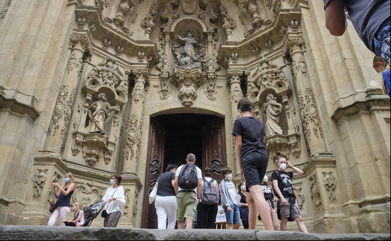 Gipuzkoa perdió en 2020 más de la mitad de sus viajeros